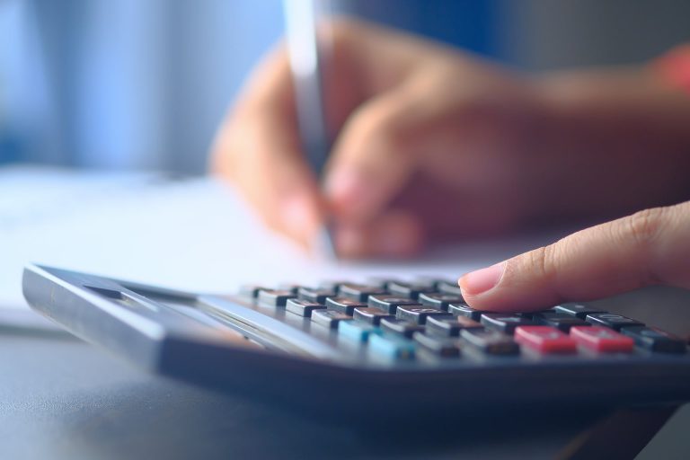 Evolving Savings Trends and Consumer Behavior in MENA